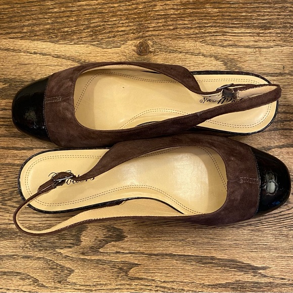 Dea Slings by Trotters Size 10WW - Picture 4 of 11